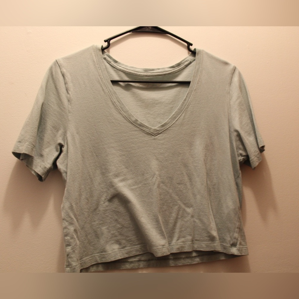 Abercrombie & Fitch Light Gray V-Neck Tee